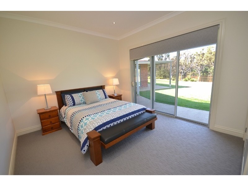 1197 Perricoota Road, Moama NSW 2731