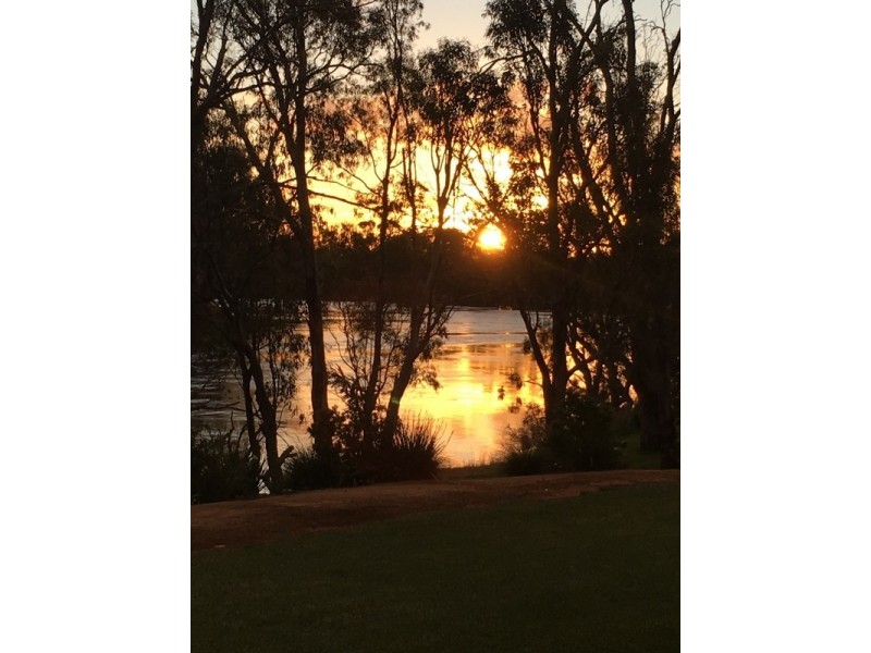 1197 Perricoota Road, Moama NSW 2731