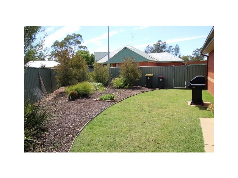 8/6a Warden Street, Moama NSW 2731