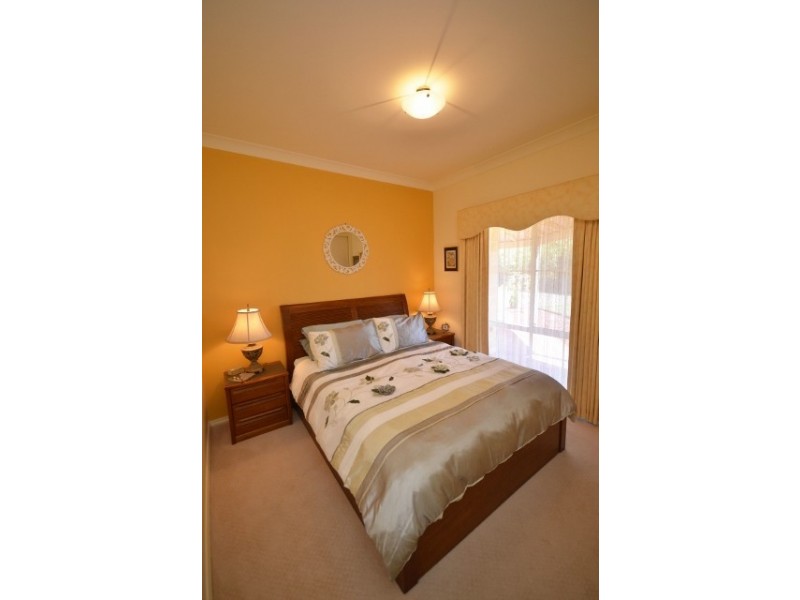 17 Village Court, Echuca VIC 3564