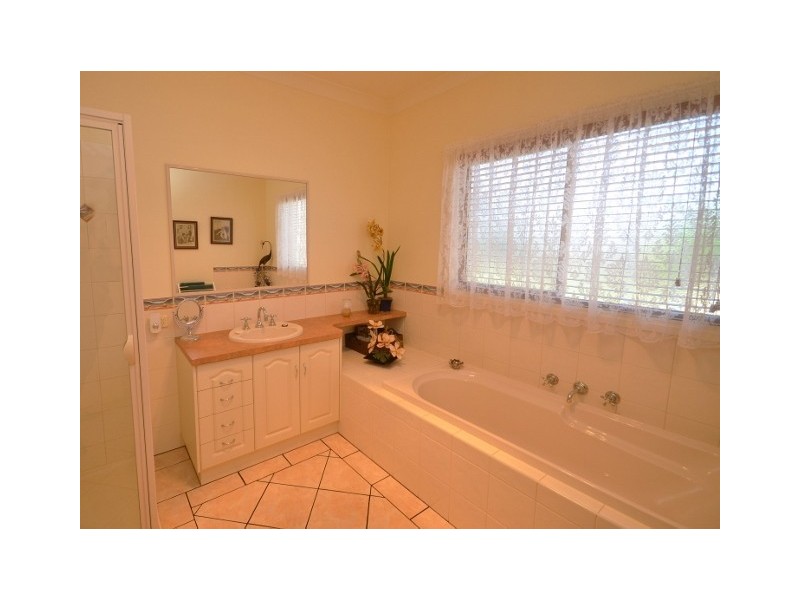 17 Village Court, Echuca VIC 3564