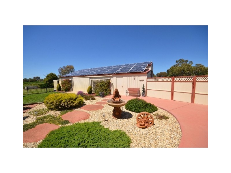 17 Village Court, Echuca VIC 3564