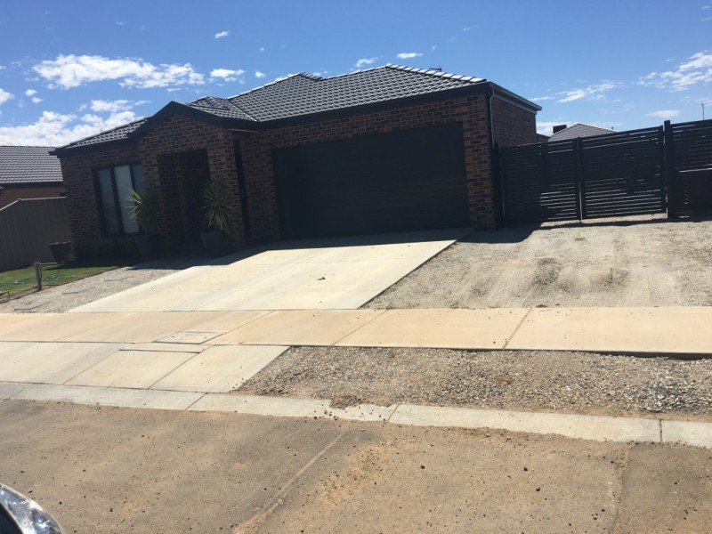 58 Mcswains Road, Echuca VIC 3564