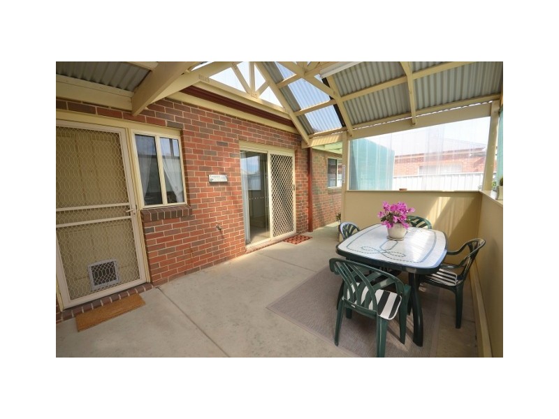 1/1 Emma Court, Echuca VIC 3564
