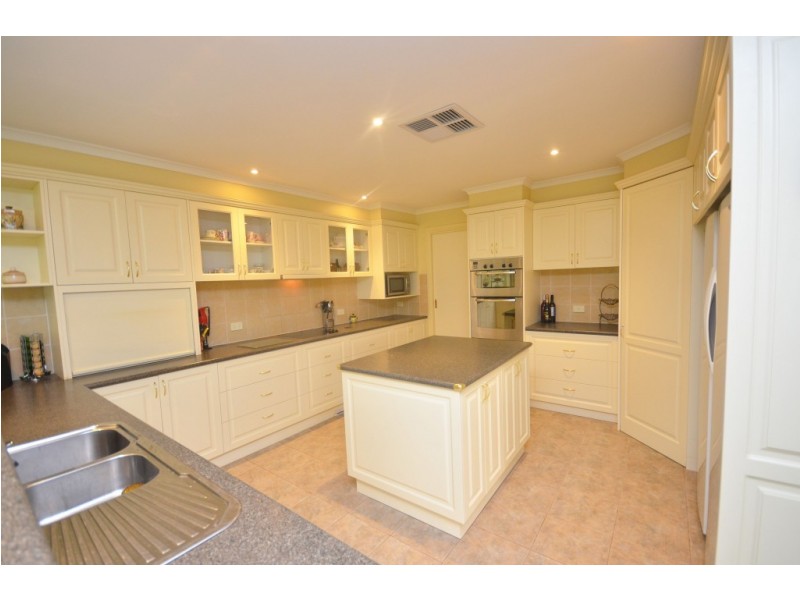 3 Maidensmith Drive, Moama NSW 2731