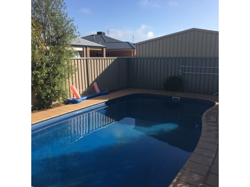 20 Brenton Avenue, Echuca VIC 3564