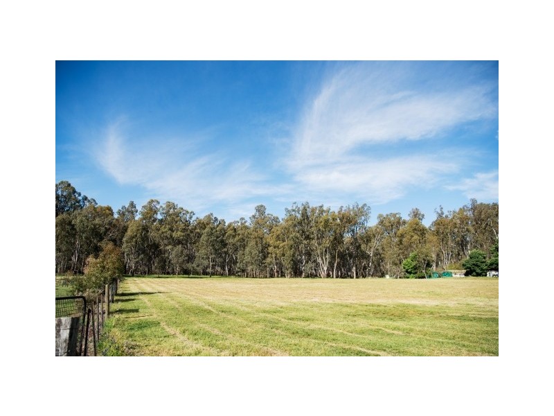 33-35 Morris Street, Mathoura NSW 2710