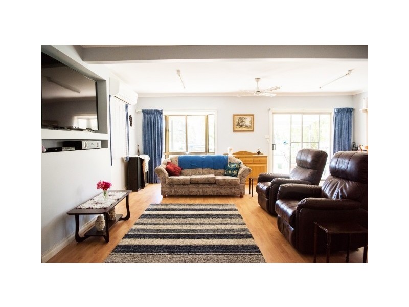 33-35 Morris Street, Mathoura NSW 2710