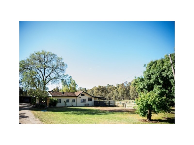 33-35 Morris Street, Mathoura NSW 2710