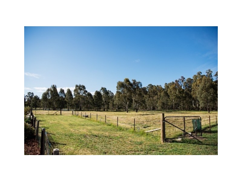 33-35 Morris Street, Mathoura NSW 2710