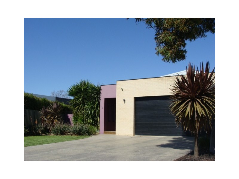 5 Riverland Close, Echuca VIC 3564