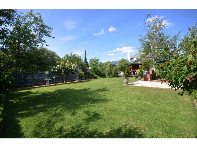 13 Hare Street, Echuca VIC 3564