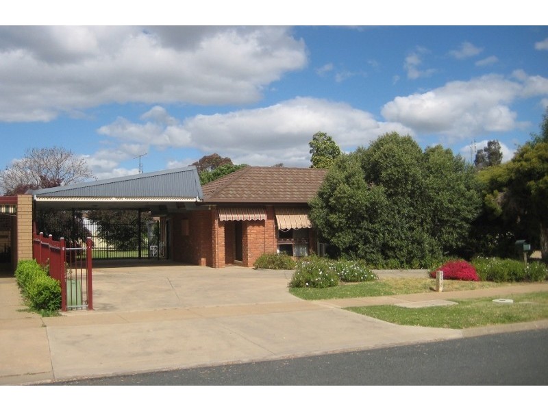 7 Lawson Drive, Moama NSW 2731