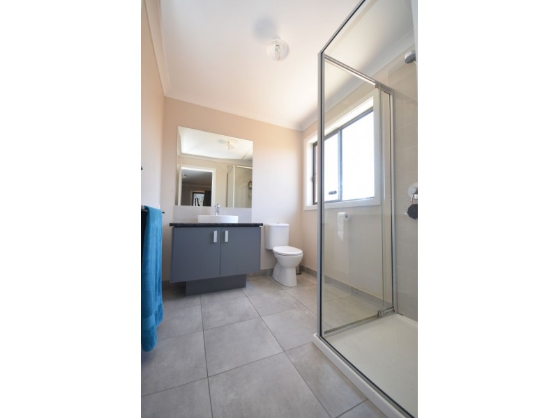 2/52 Bridlington Avenue, Echuca VIC 3564