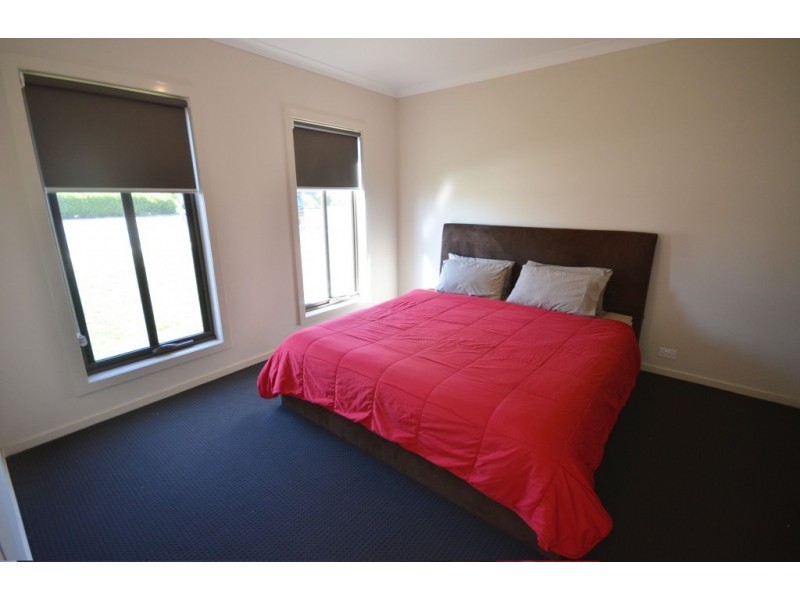 18 Winbi Avenue, Moama NSW 2731