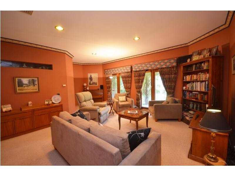 15 McLaren Drive, Moama NSW 2731