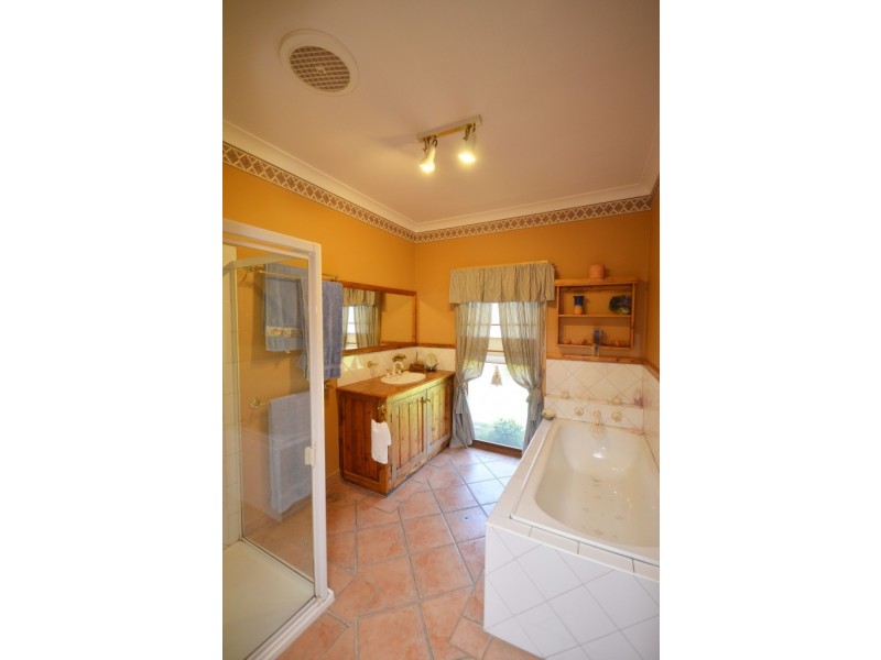 15 McLaren Drive, Moama NSW 2731