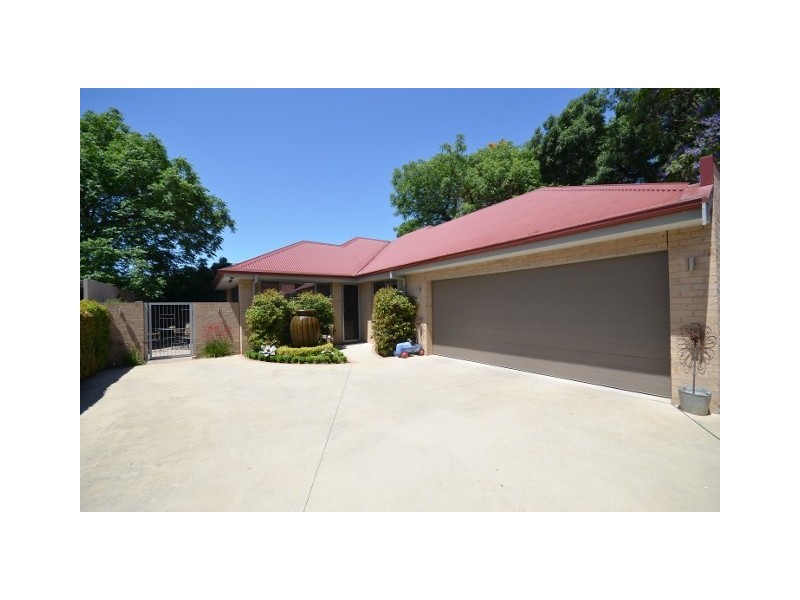 2/100 Haverfield Street, Echuca VIC 3564