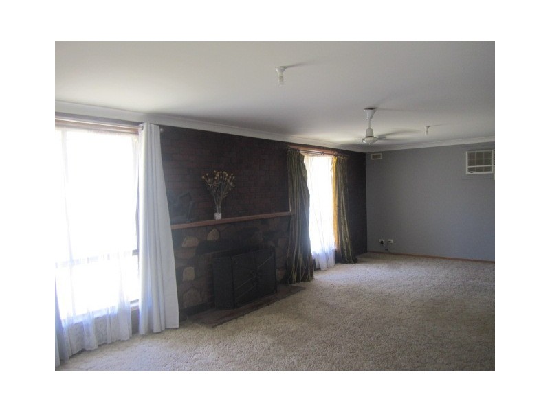 73 Pakenham Street, Echuca VIC 3564