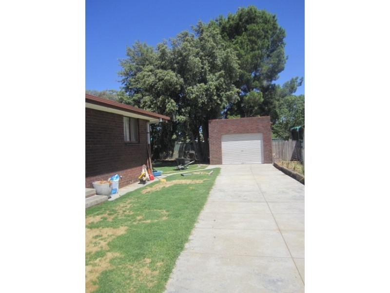 73 Pakenham Street, Echuca VIC 3564