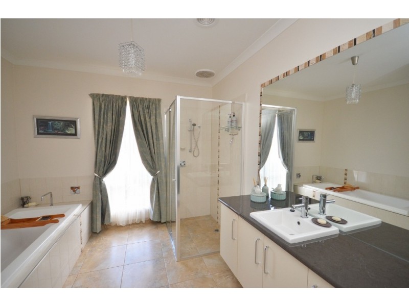 990 Murray Valley Highway, Echuca VIC 3564