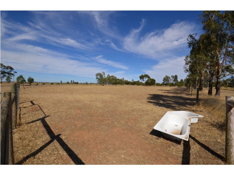 990 Murray Valley Highway, Echuca VIC 3564