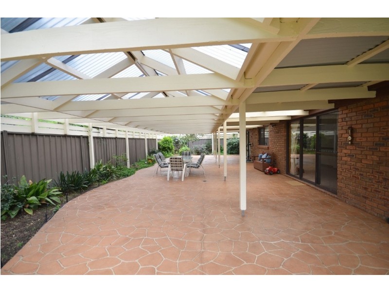 11 Pevensey Place, Echuca VIC 3564
