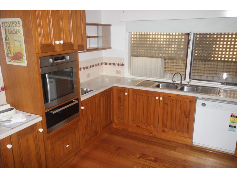 82 Warren, Echuca VIC 3564