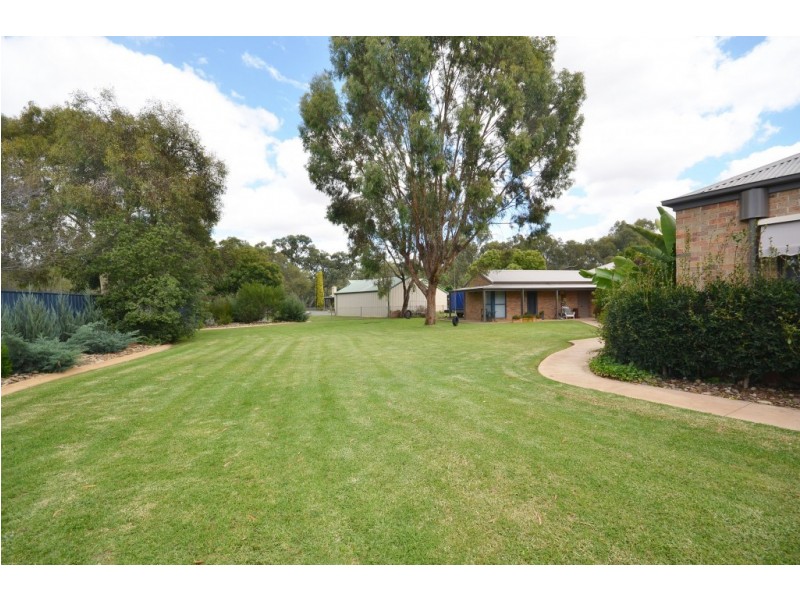 5 River Park Drive, Moama NSW 2731