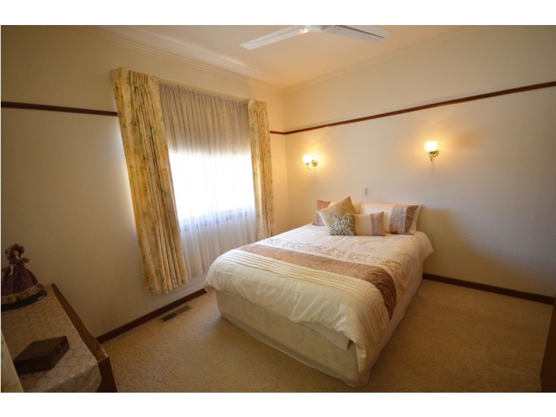 21 Garden Cres, Echuca VIC 3564