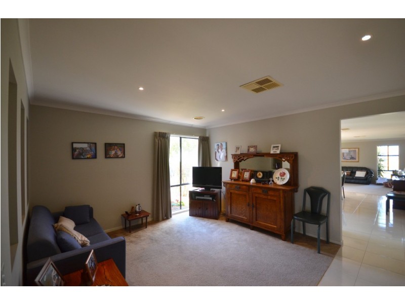 47 Declan Way, Echuca VIC 3564