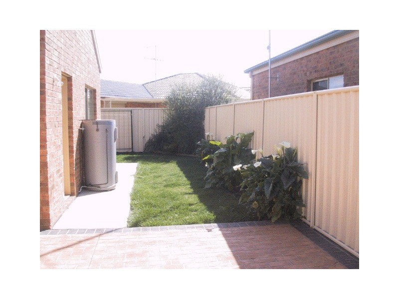 27 Bennett Crt, Echuca VIC 3564