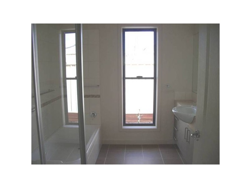 2/82 Haverfield St, Echuca VIC 3564