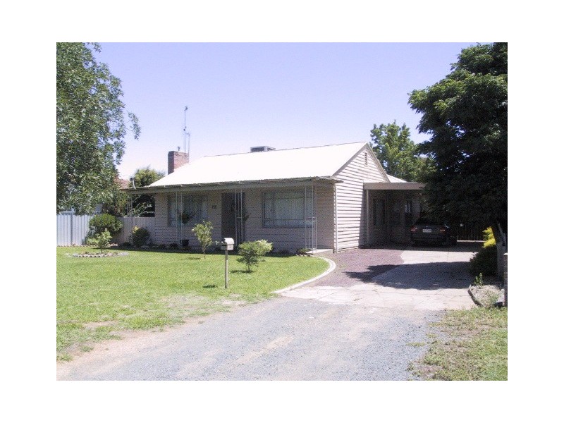 112 Goulburn Road, Echuca VIC 3564