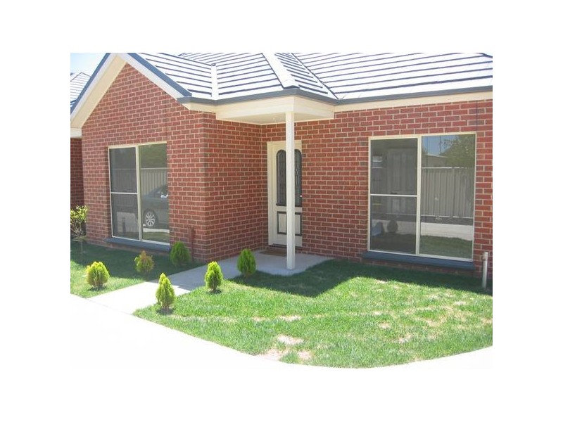 2/76 Mitchell Street, Echuca VIC 3564