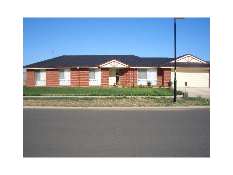 51 Jamieson Drv, Echuca VIC 3564