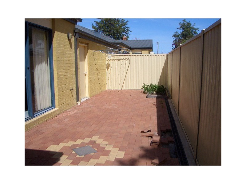 3/98 Sutton St, Echuca VIC 3564