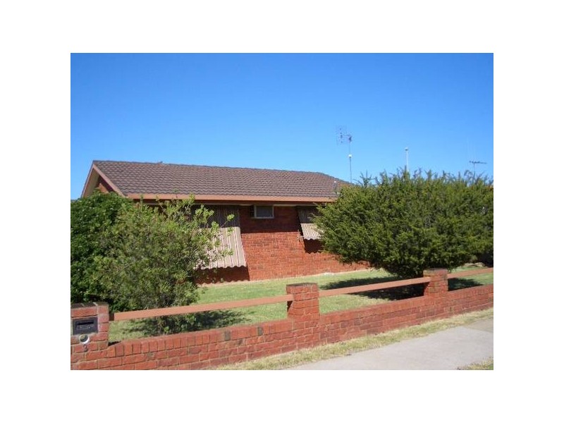 1/30 Premier St, Echuca VIC 3564