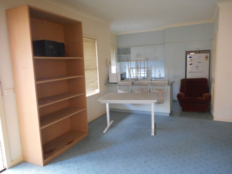 2/218 Ogilvie Ave, Echuca VIC 3564