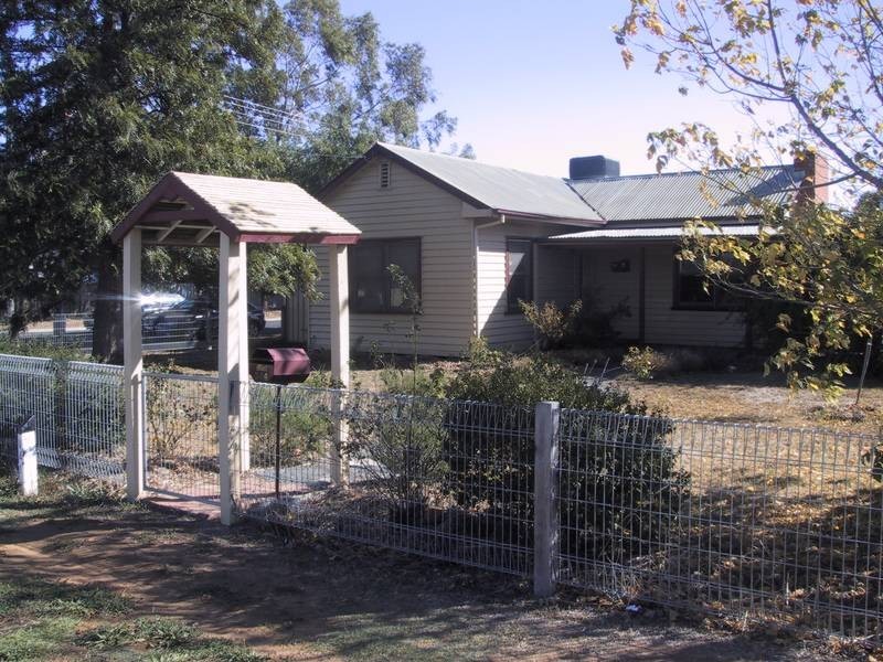 344 Ogilvie Ave, Echuca VIC 3564