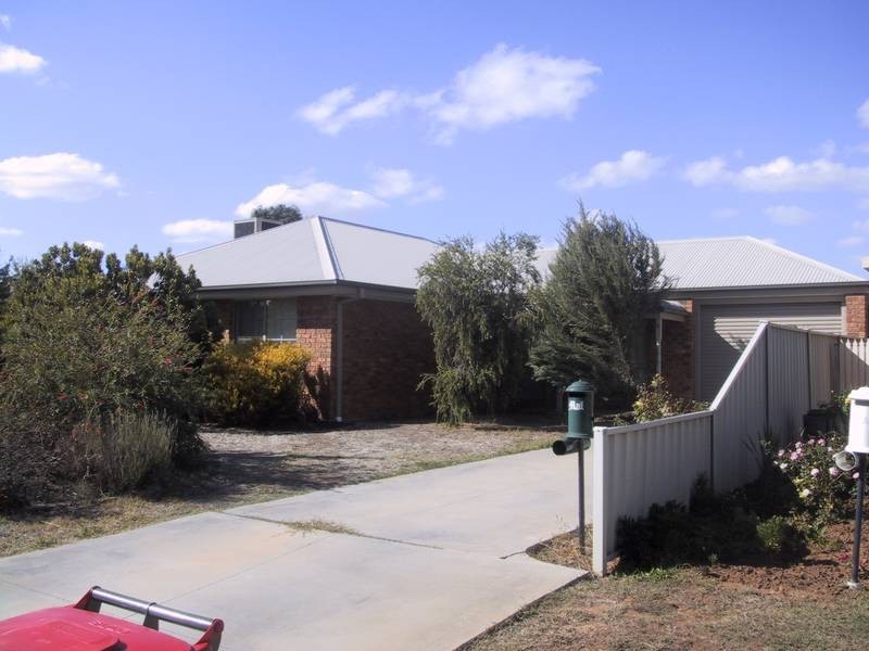 16 Rob Roy Crt, Echuca VIC 3564