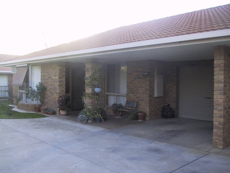 2/7 Hare St, Echuca VIC 3564
