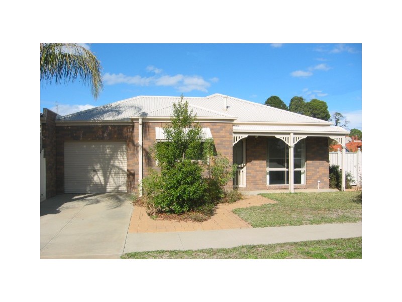 3/1 Collier St, Echuca VIC 3564