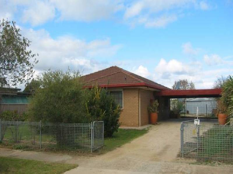 17 Maiden Street, Moama NSW 2731