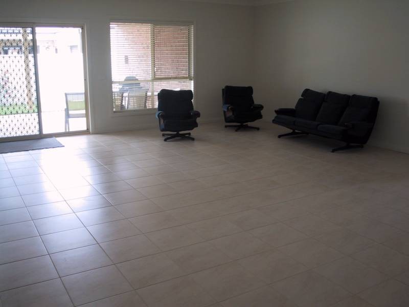 9 Kingfisher Dve West, Moama NSW 2731