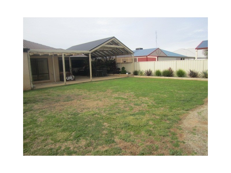 21 Aberdeen Way, Moama NSW 2731