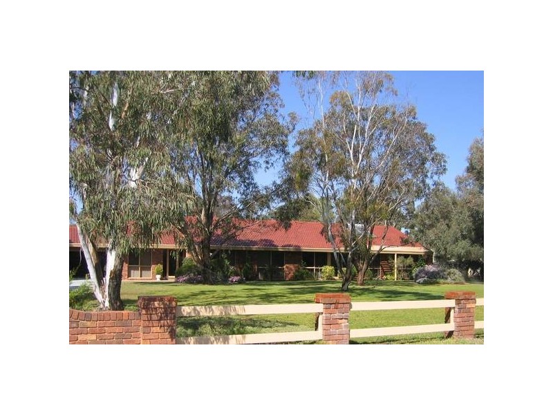 29 Tangey Lane, Echuca VIC 3564