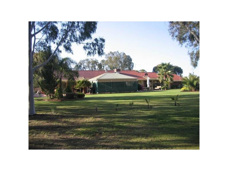 29 Tangey Lane, Echuca VIC 3564