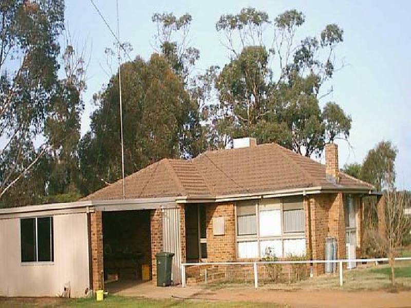 4 Forrest Street, Mathoura NSW 2710