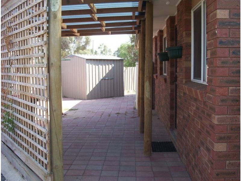 1/3-5 Mathoura Street, Mathoura NSW 2710